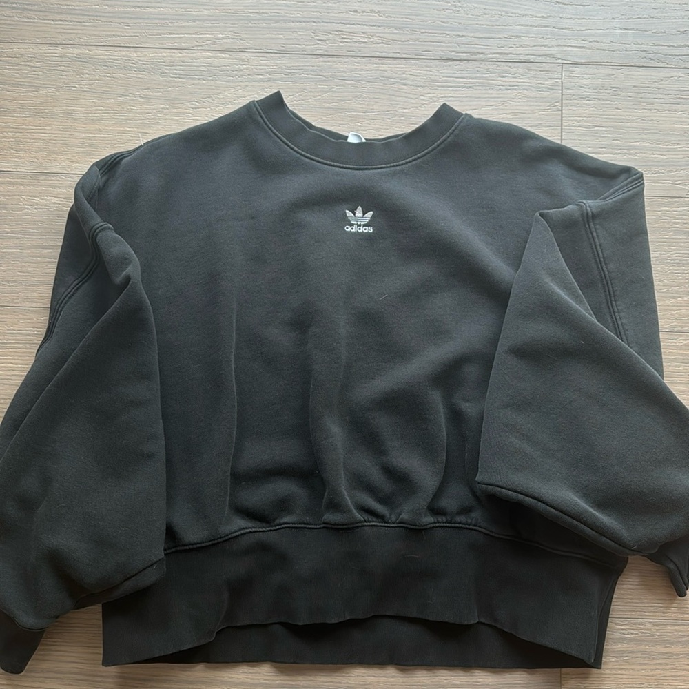 Adidas crew neck sweat shirt